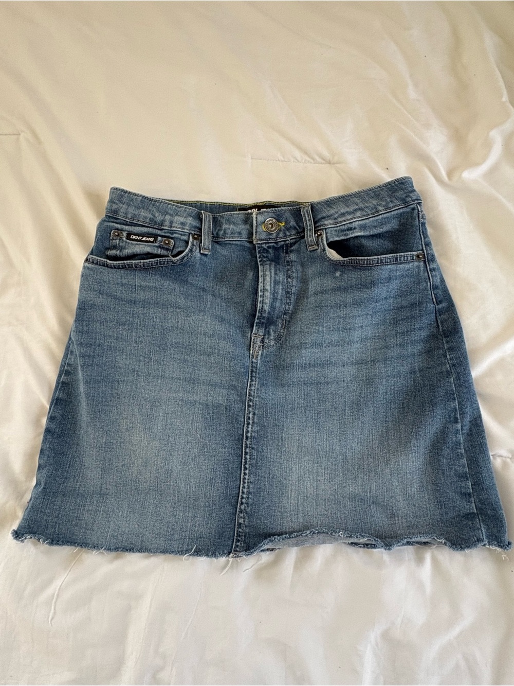 DKNY Light Blue Y2K Denim A-Line Mini Skirt with Distressed Hem Size 28/6